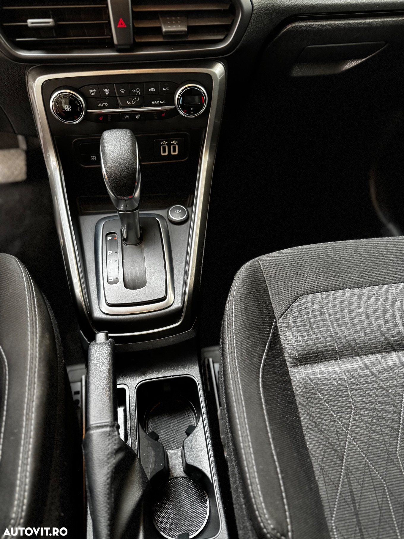 Ford EcoSport - 12