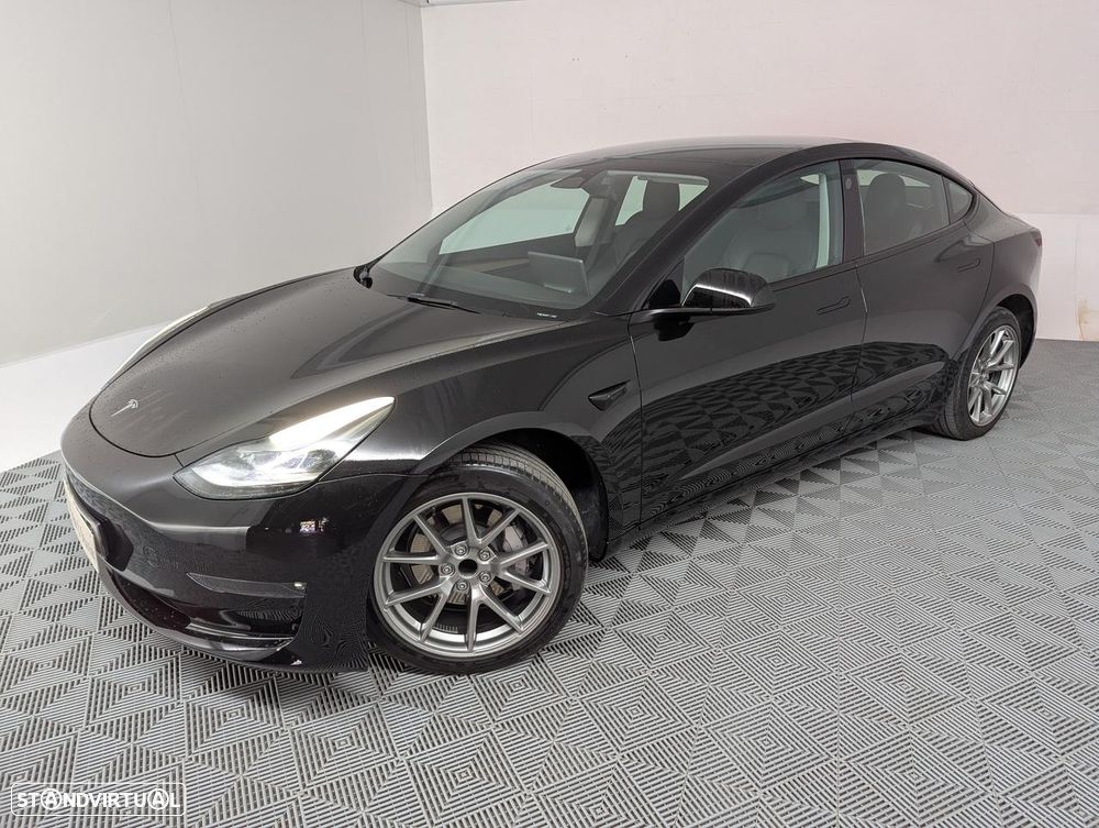 Tesla Model 3 Long Range Tração Traseira - 1