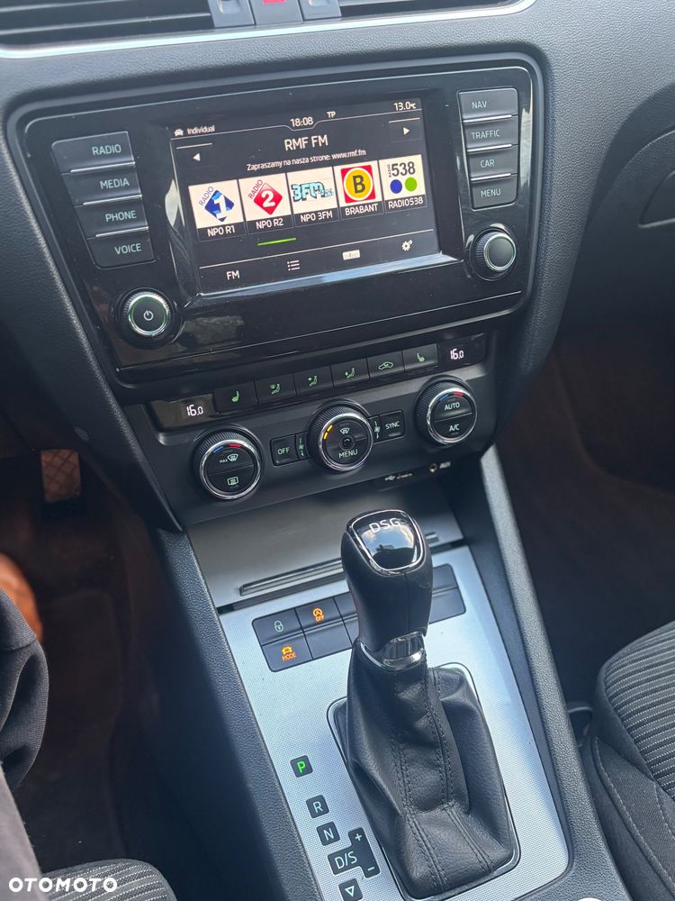 Skoda Octavia 1.6 TDI Edition DSG - 11