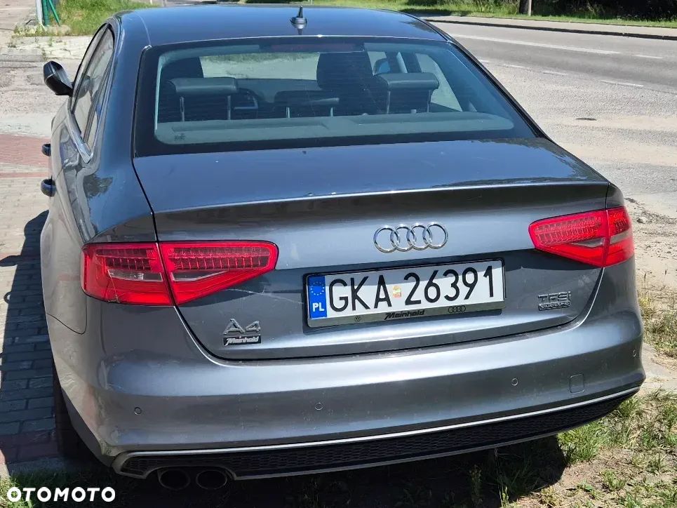Audi A4 Limousine - 4
