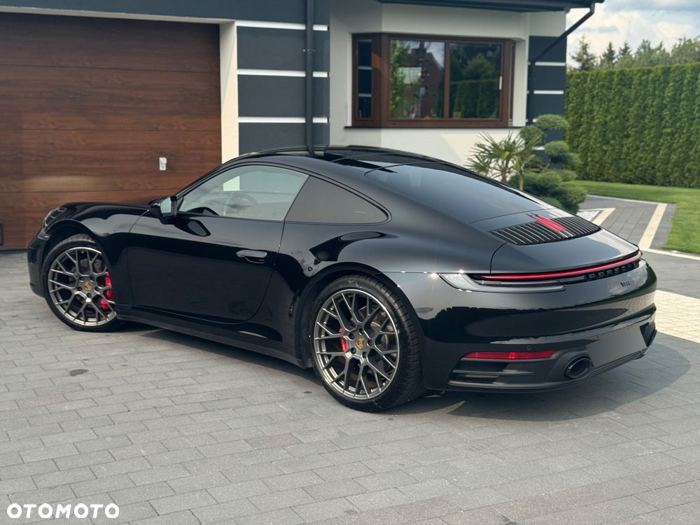 Porsche 911 Carrera 4S - 5