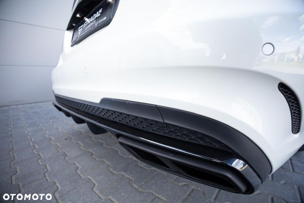 Mercedes-Benz Klasa E - 18