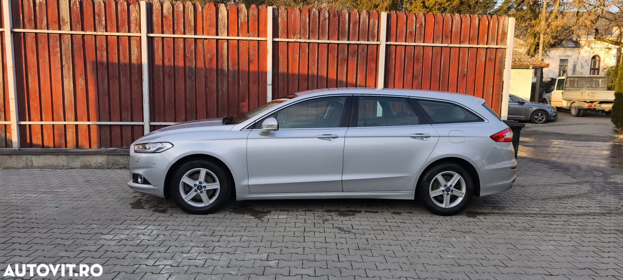 Ford Mondeo 2.0 TDCi Titanium - 5
