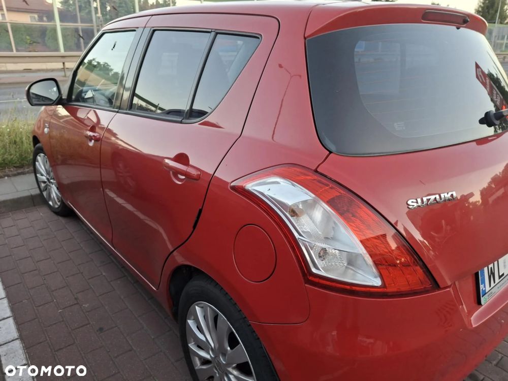 Suzuki Swift - 4