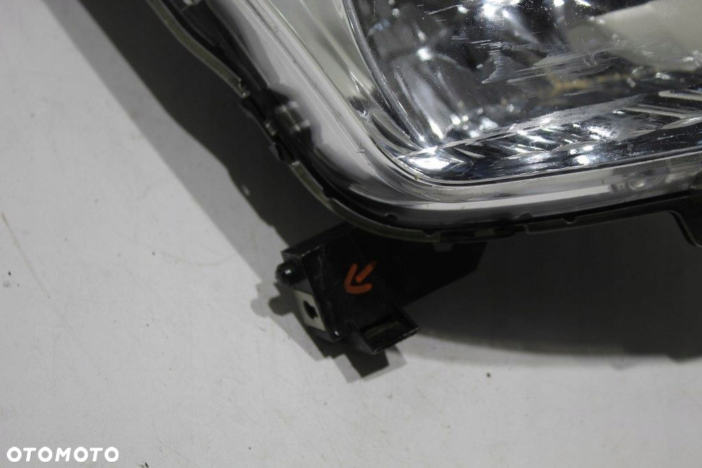Suzuki Swift MK6 Lift Lampa Przód Przednia Prawa Europa 05r Ładna - 3