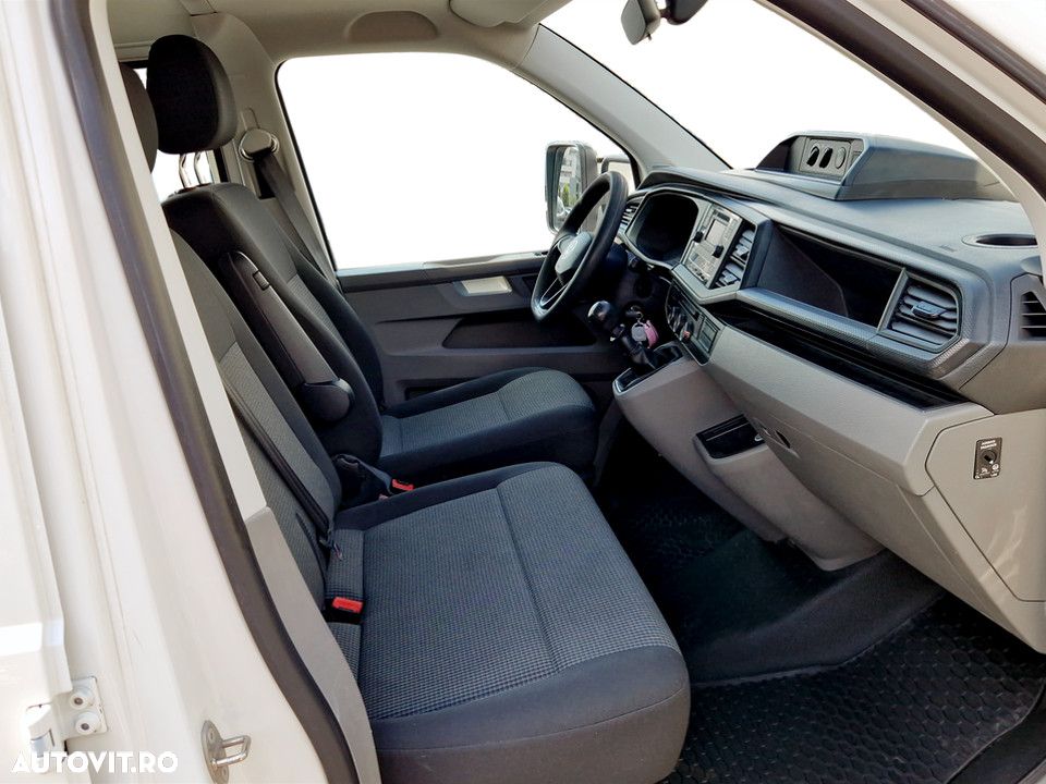 Volkswagen Transporter - 12