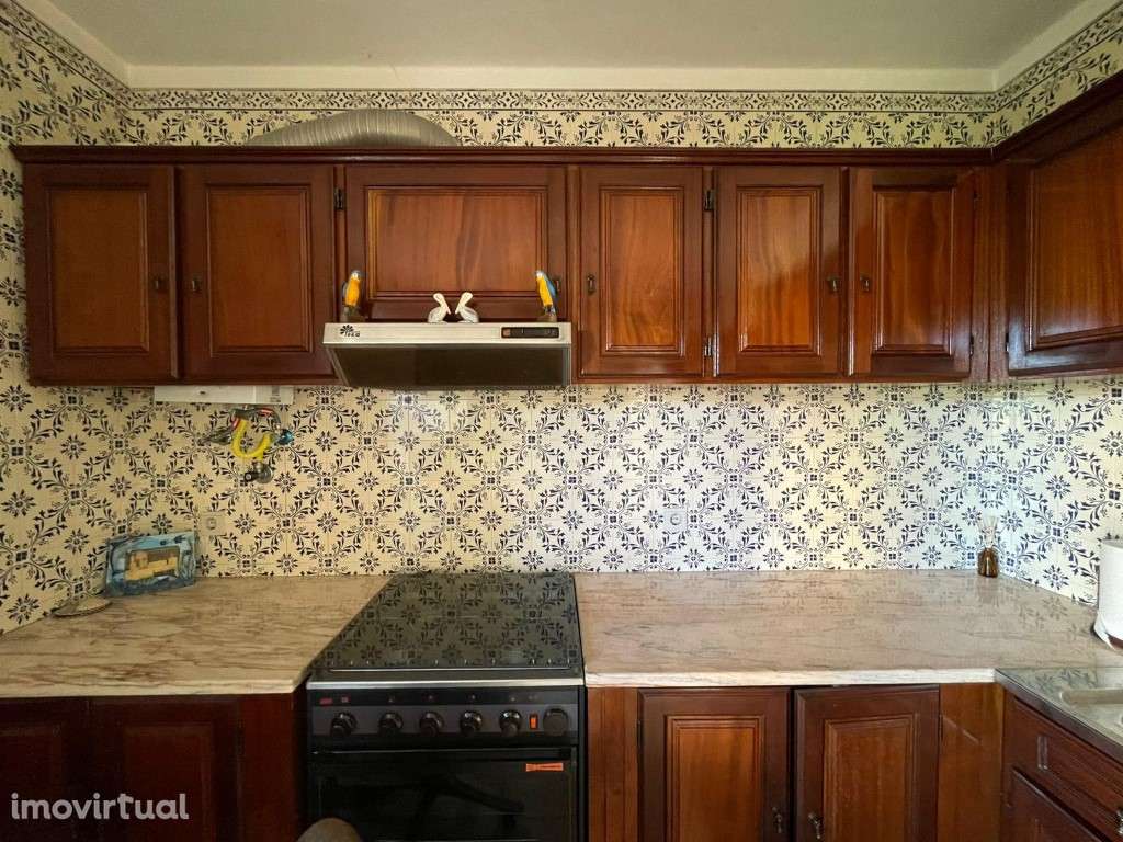 MORADIA T5 - TORREIRA - Grande imagem: 4/29