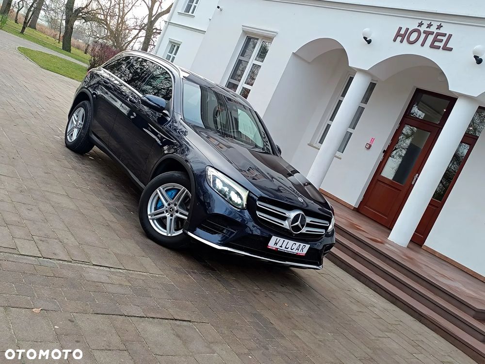 Mercedes-Benz GLC - 37