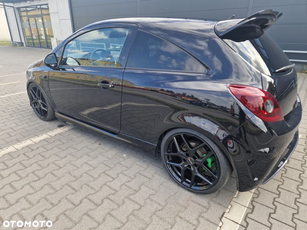 Opel Corsa 1.6 Turbo OPC - 15