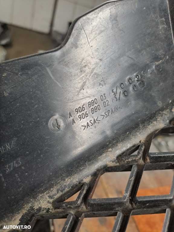 Grila radiator Mercedes Sprinter W906 an 2006-2013 originala - 5