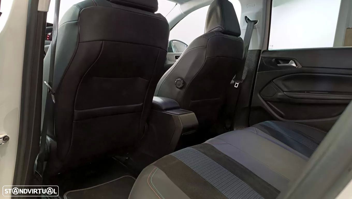 Peugeot 308 SW 1.5 BlueHDi Allure EAT8 - 38