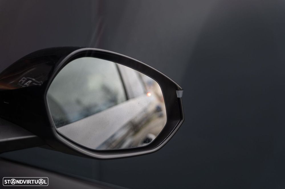 Peugeot 3008 1.2 Hybrid Allure e-DCS6 - 32