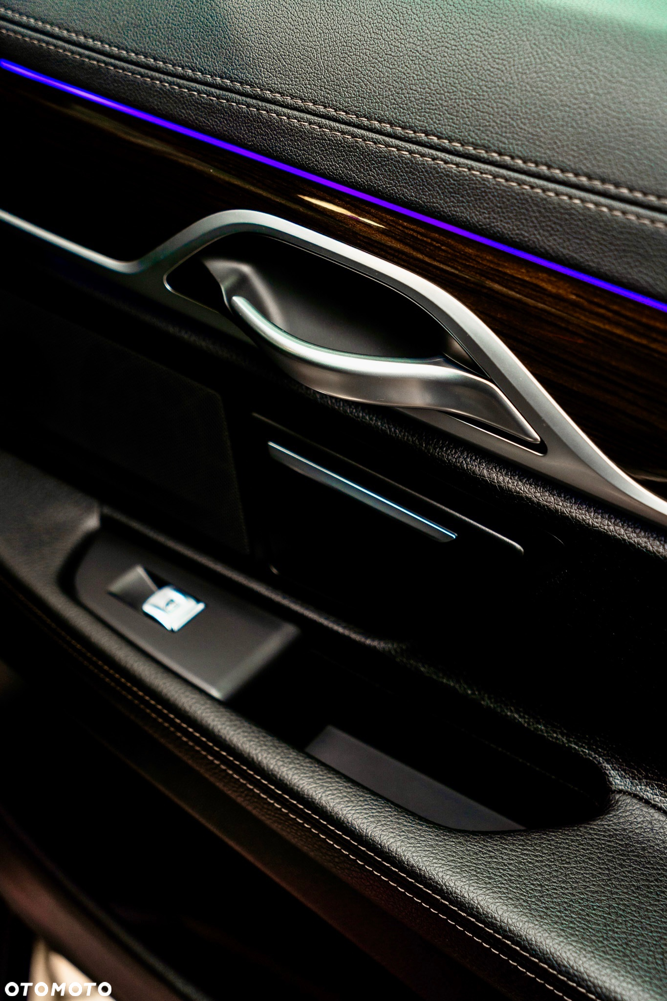 BMW Seria 7 730d sport - 39