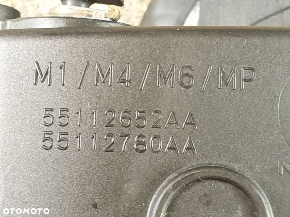 JEEP COMPASS 1.4T od 2018 roku . Klapka Wlewu Paliwa - 20