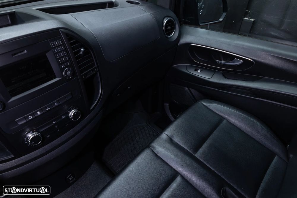 Mercedes-Benz Vito Tourer - 23