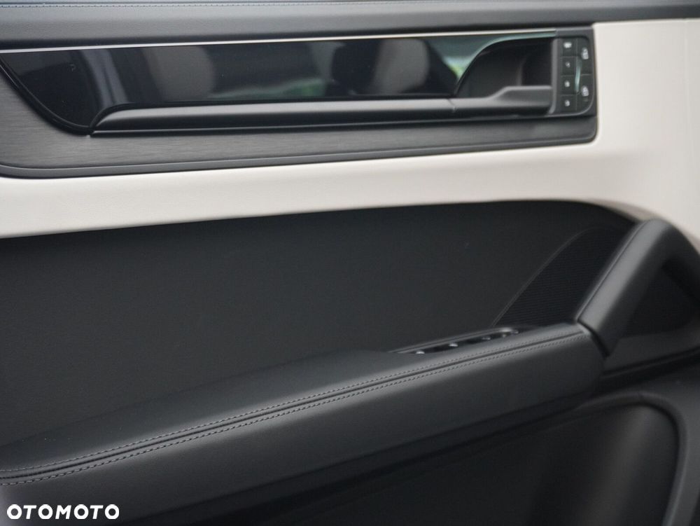 Porsche Cayenne S E-Hybrid PHEV Black Edition - 22