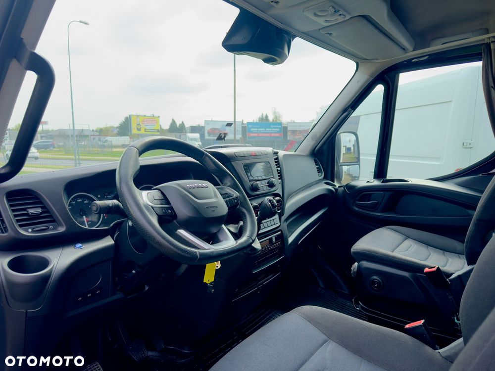 Iveco 70C18, WINDA ,14 EP, SALON PL ,Kontener, Bezwypadkowy ,7,2 T , 3.0 , Spanie z tyłu x2 - 10