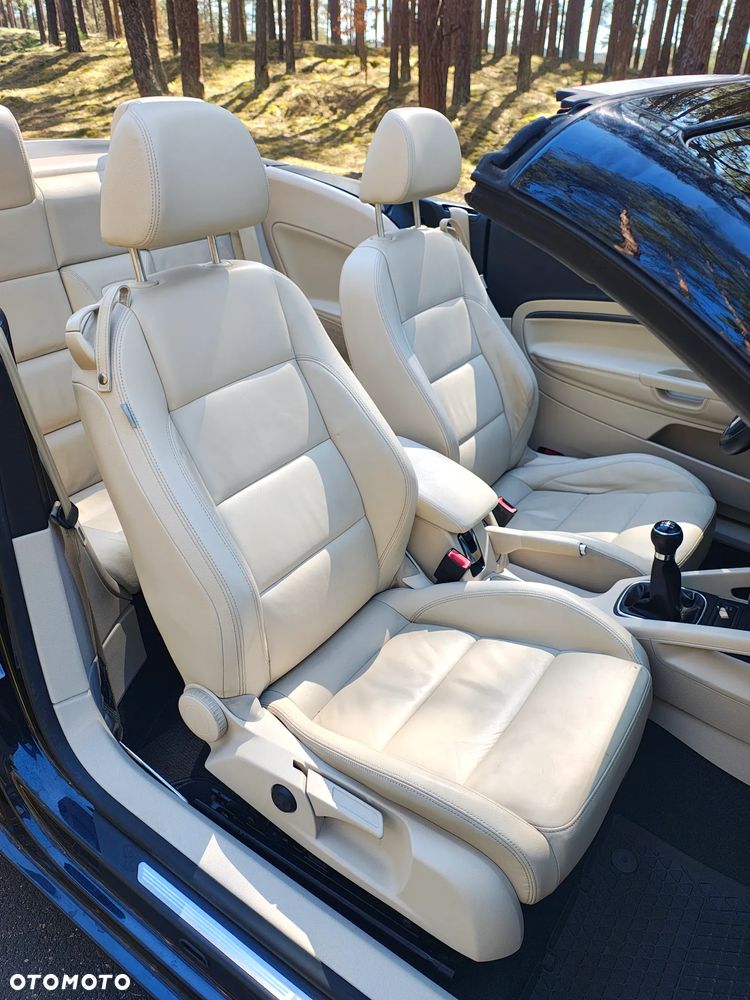 Volkswagen Eos - 28