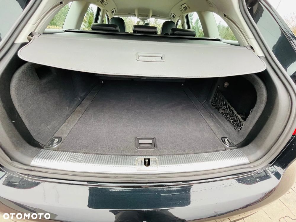 Audi A4 Avant 2.0 TDI Multitronic - 25