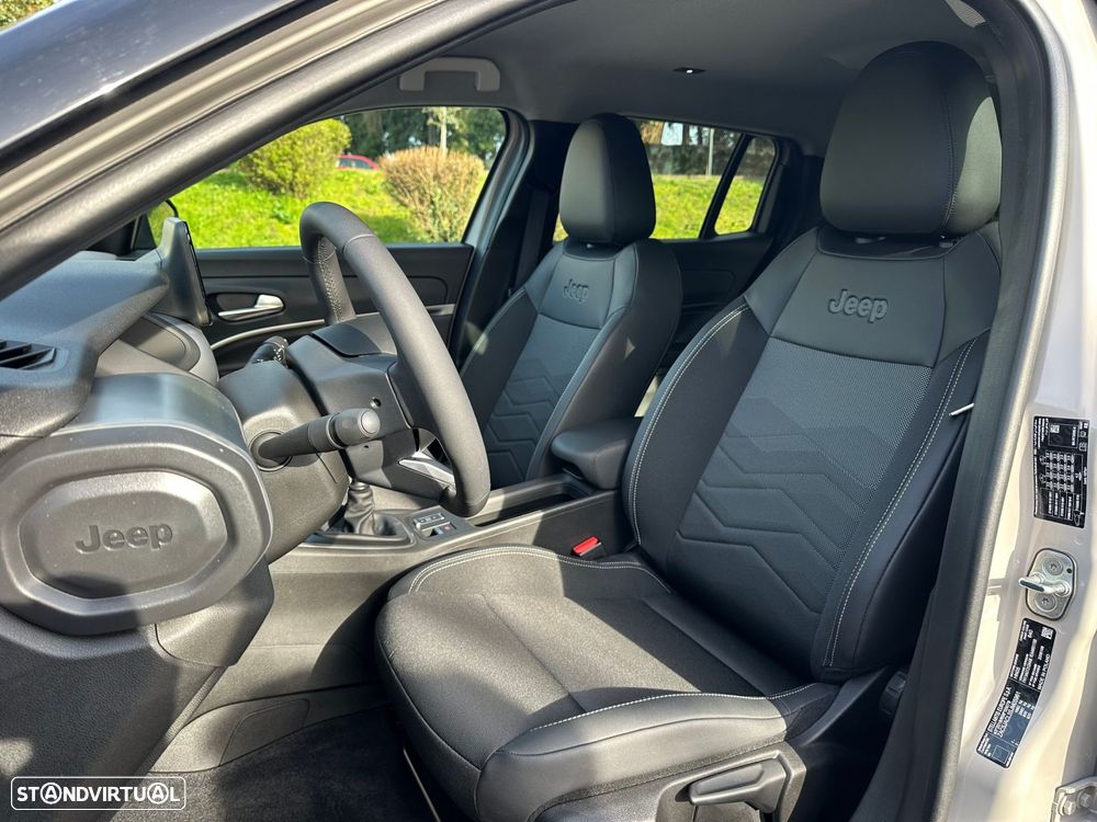 Jeep Avenger 1.2 GSE T3 Summit - 5