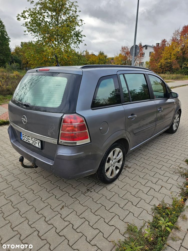 Opel Zafira 1.8 Active - 4