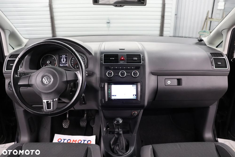 Volkswagen Touran 2.0 TDI DPF BlueMotion Technology Comfortline - 5
