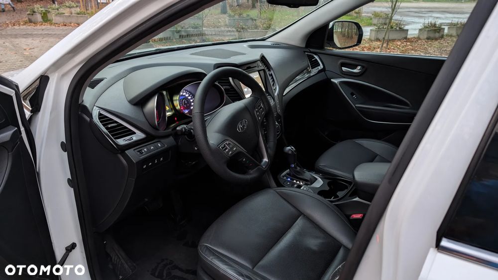 Hyundai Santa Fe Grand 2.2 CRDI 4WD Automatik Premium - 12