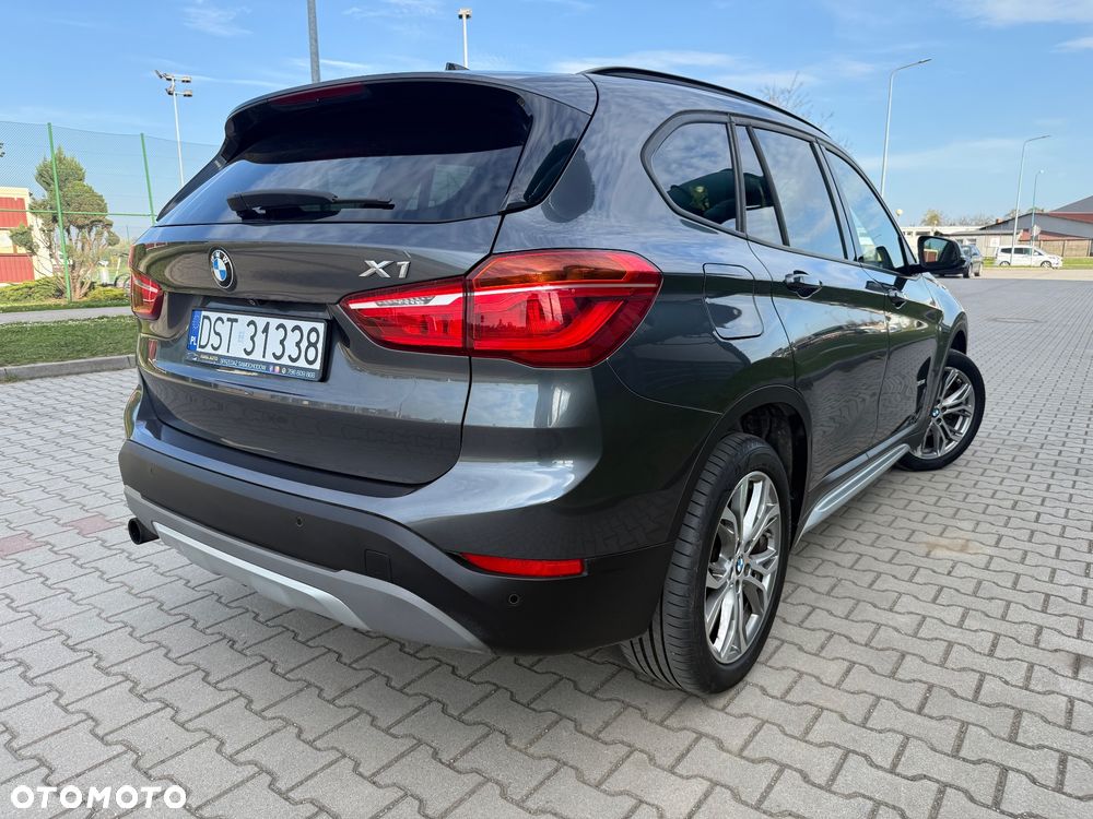 BMW X1 sDrive18i - 6