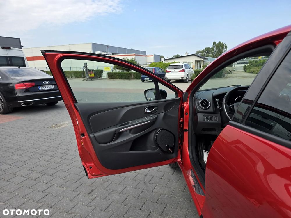 Renault Clio 1.2 16V Limited - 10