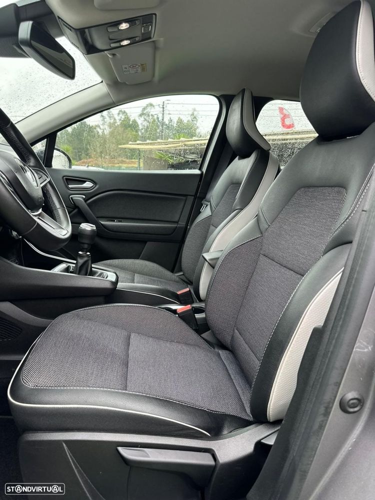 Renault Captur TCe 90 EVOLUTION - 24