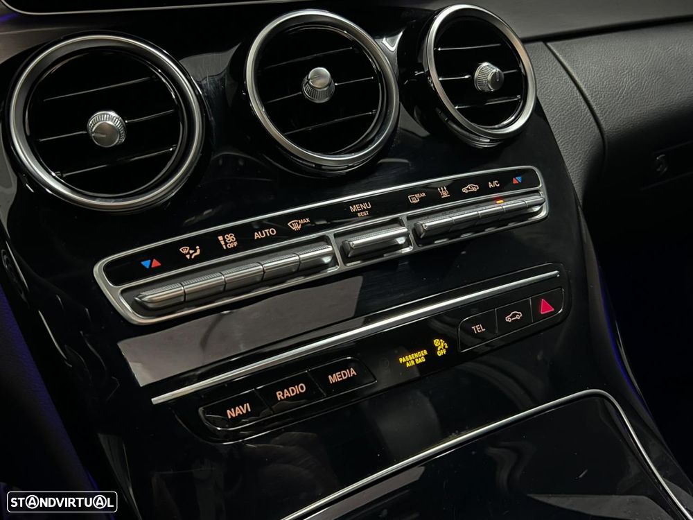 Mercedes-Benz C 300 de AMG Line - 14