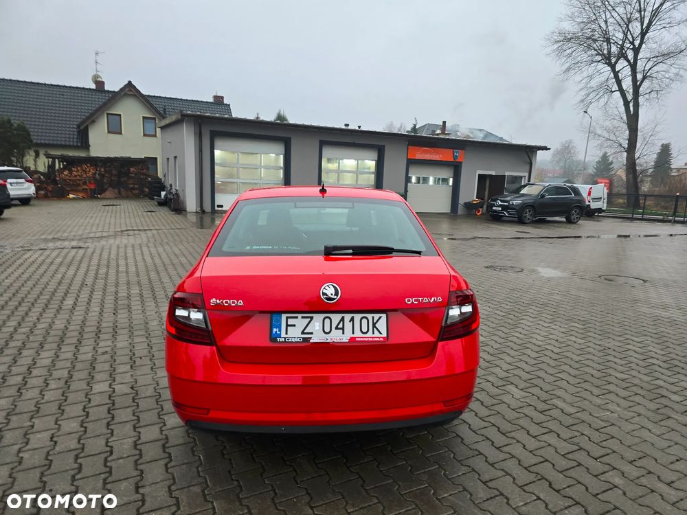 Skoda Octavia 2.0 TDI Style - 7