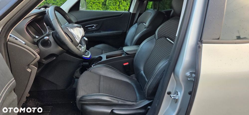 Renault Scenic - 6