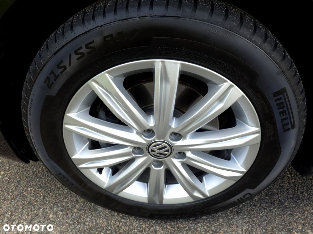 Volkswagen Touran 2.0 TDI BMT Highline DSG - 25