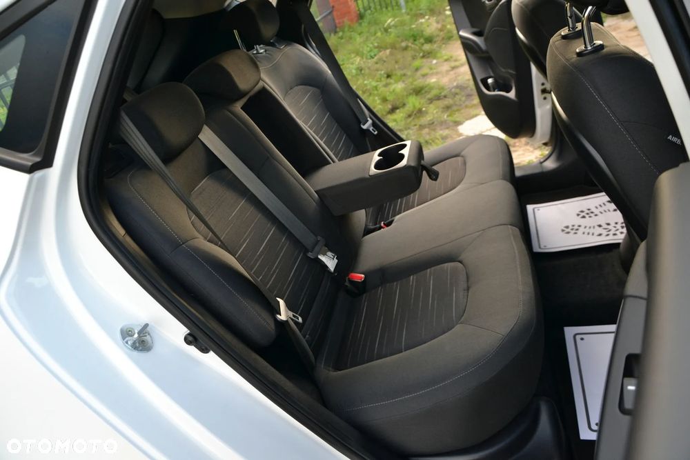 Hyundai ix35 1.6 2WD Fifa World Cup Edition - 20