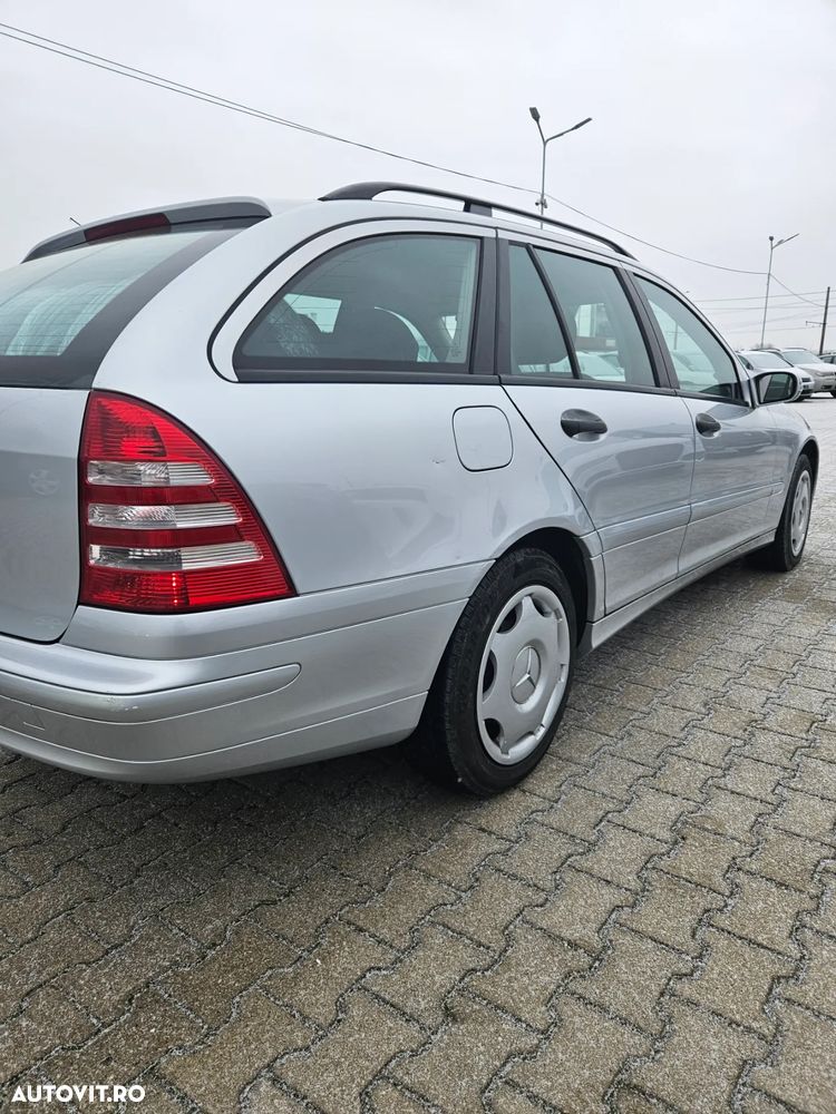 Mercedes-Benz C 200 T Kompressor Classic - 3