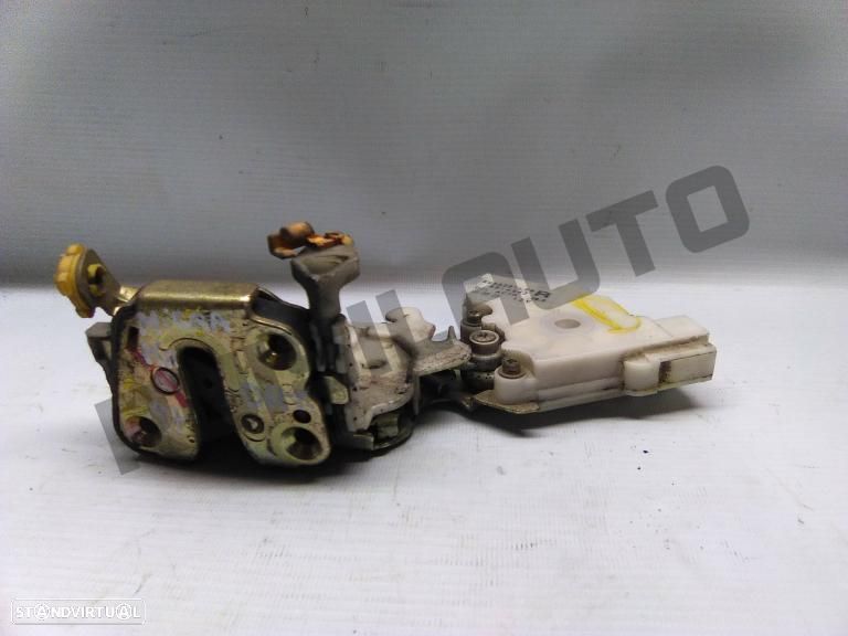 Fechadura Porta Direita  Nissan Micra Ii (k11) [1992_2002] 1.0 - 1