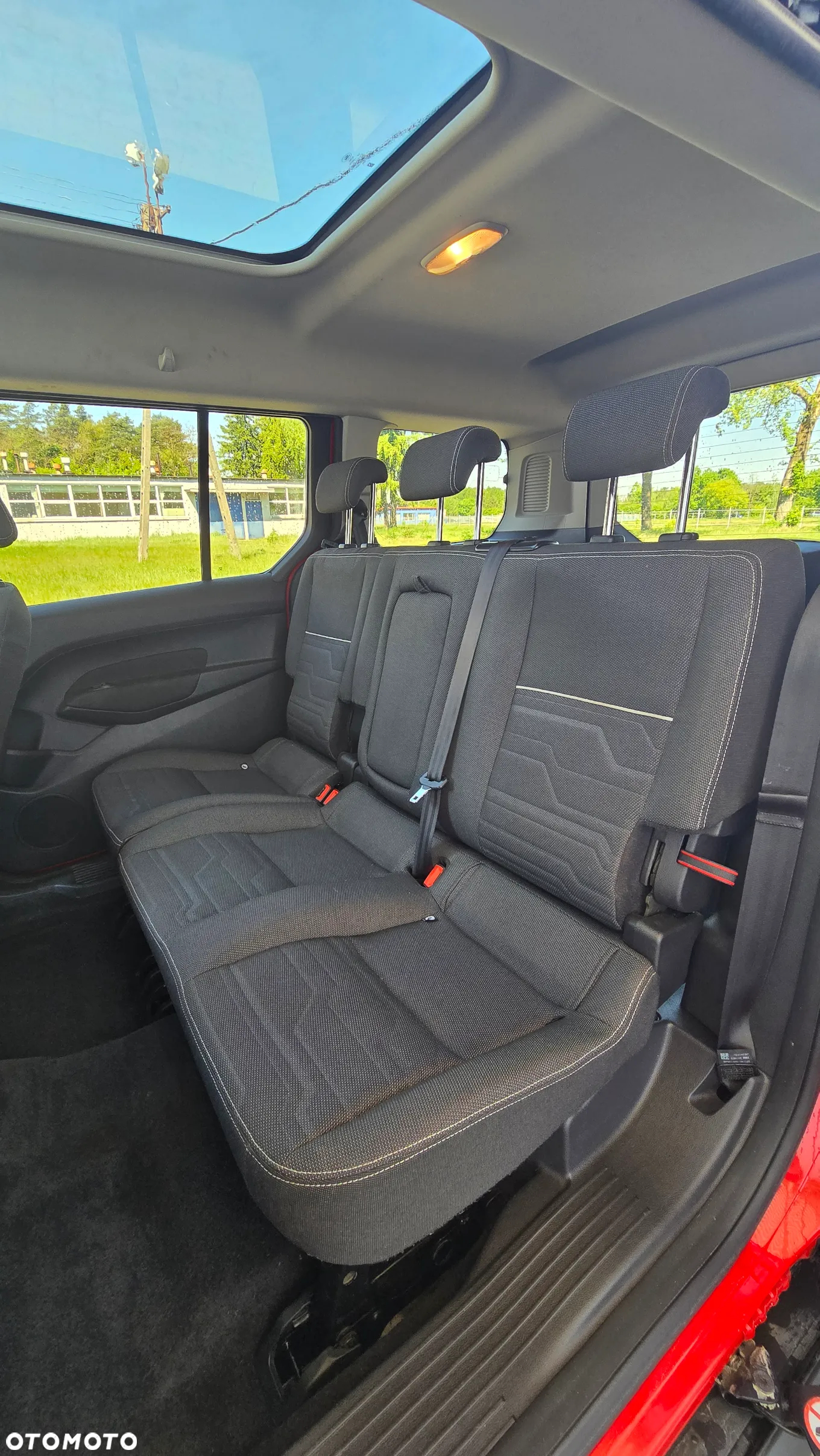 Ford Tourneo Connect 1.5 EcoBlue Trend - 23