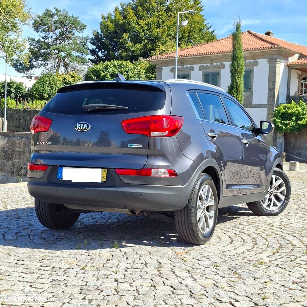 Kia Sportage 1.7 CRDi ISG TX Navi - 4