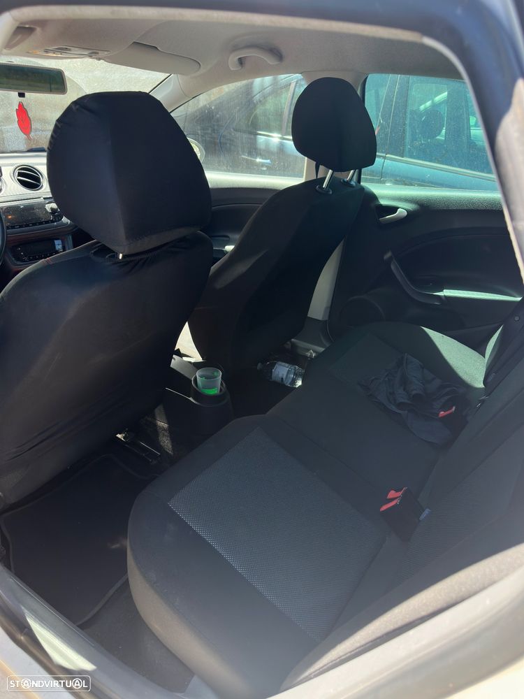SEAT Ibiza 1.6 TDI 25 Anos DPF - 6