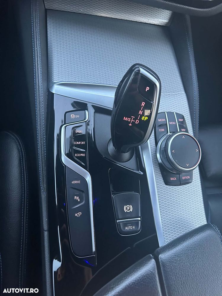 BMW Seria 5 530e xDrive AT PHEV - 10