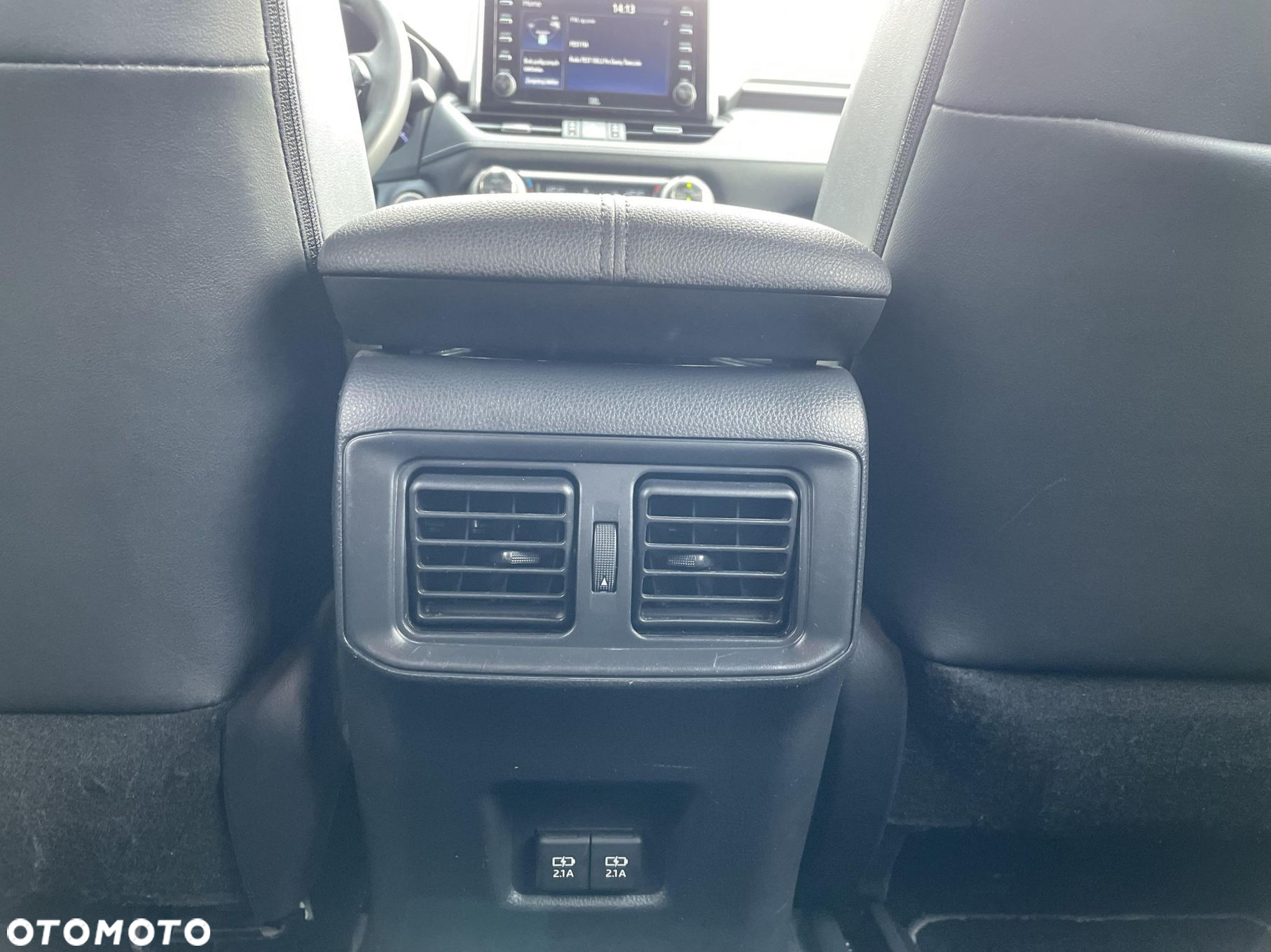 Toyota RAV4 2.5 Hybrid Black Edition by JBL 4x4 - 20