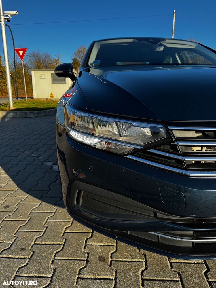 Volkswagen Passat Variant 2.0 TDI DSG 4Motion Comfortline - 4