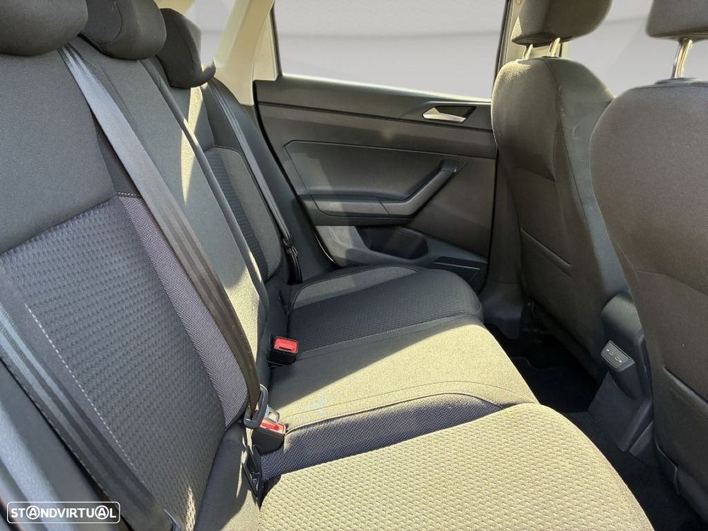 VW Polo 1.0 TSI Urban DSG - 16