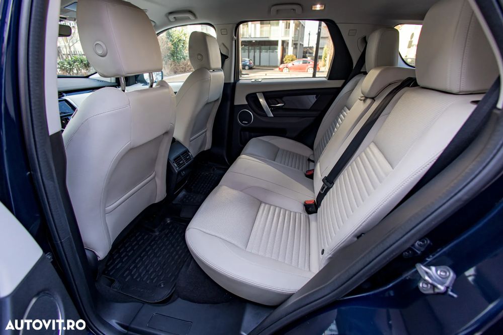 Land Rover Discovery Sport 2.0 D165 R-Dynamic MHEV SE - 27