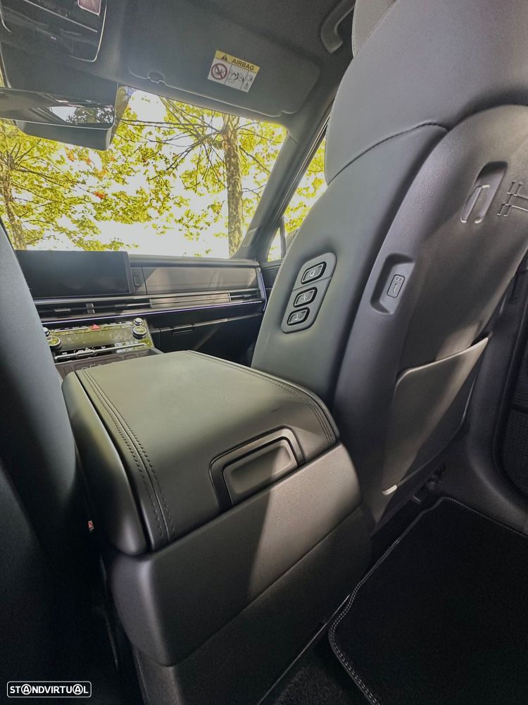 Hyundai Santa Fe 1.6 T-GDI HEV Calligraphy Pack - 23