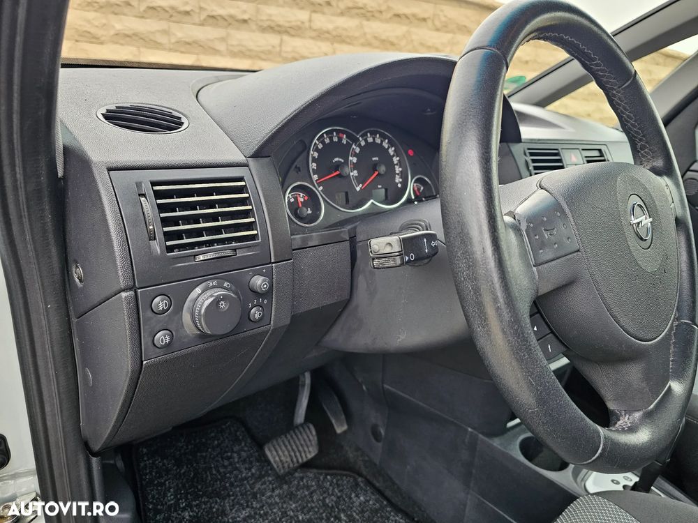 Opel Meriva 1.6i Cosmo Easytronic - 19