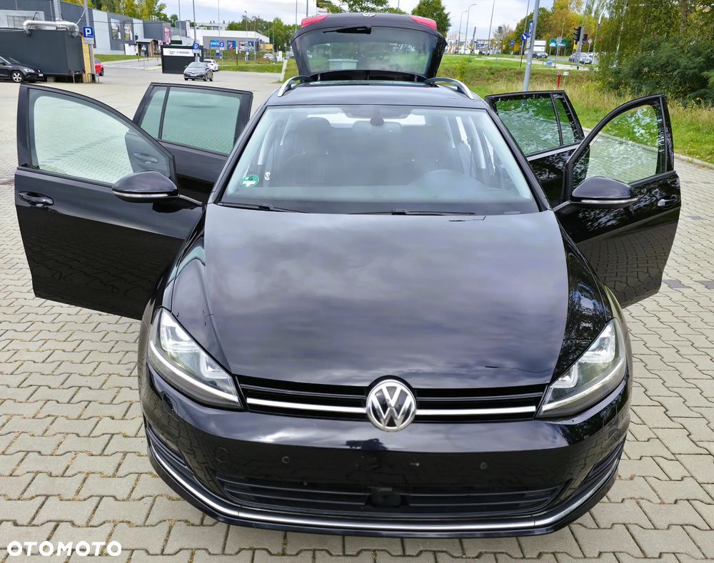 Volkswagen Golf 2.0 TDI BlueMotion Technology Lounge - 15