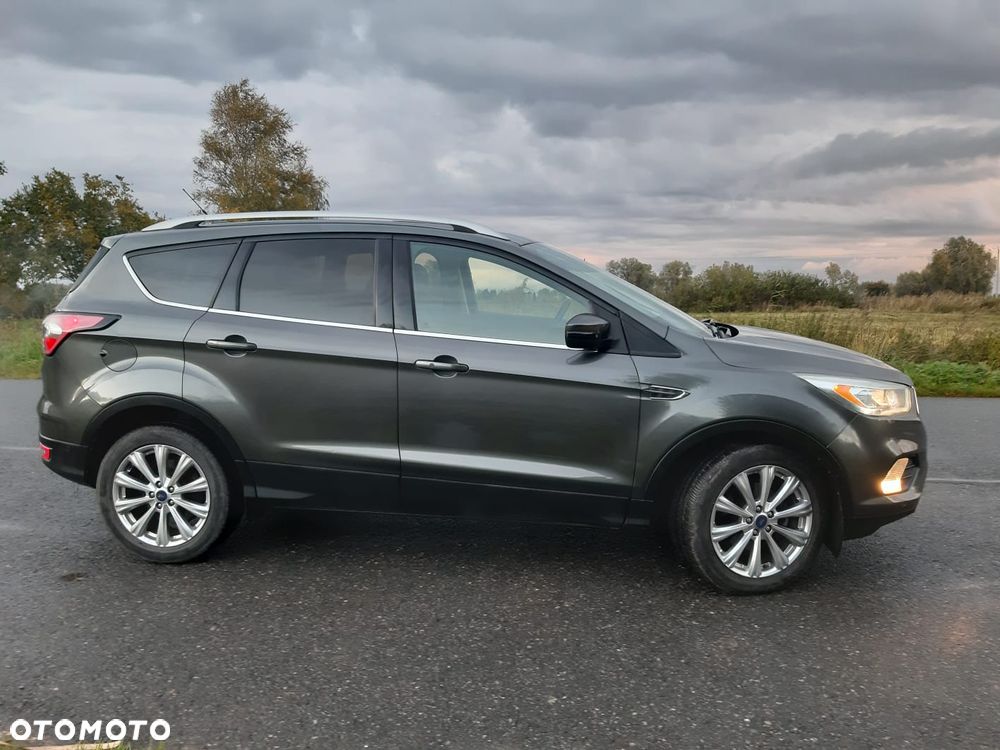 Ford Escape 2017 photo 2