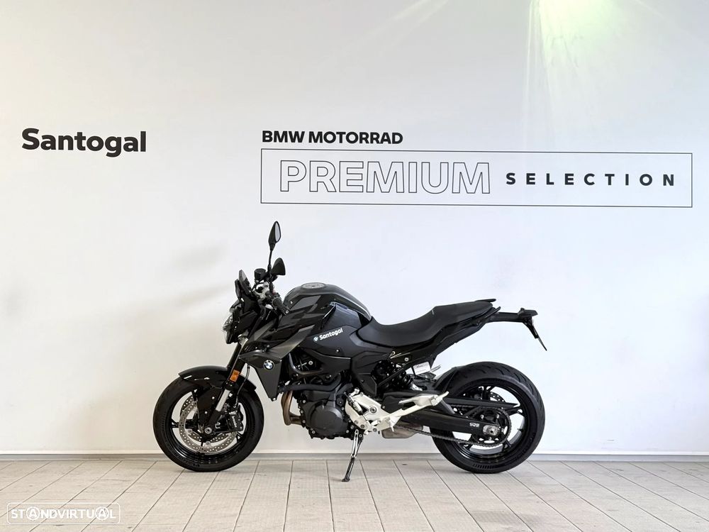 BMW F 900 R TRIPLE BLACK - 4